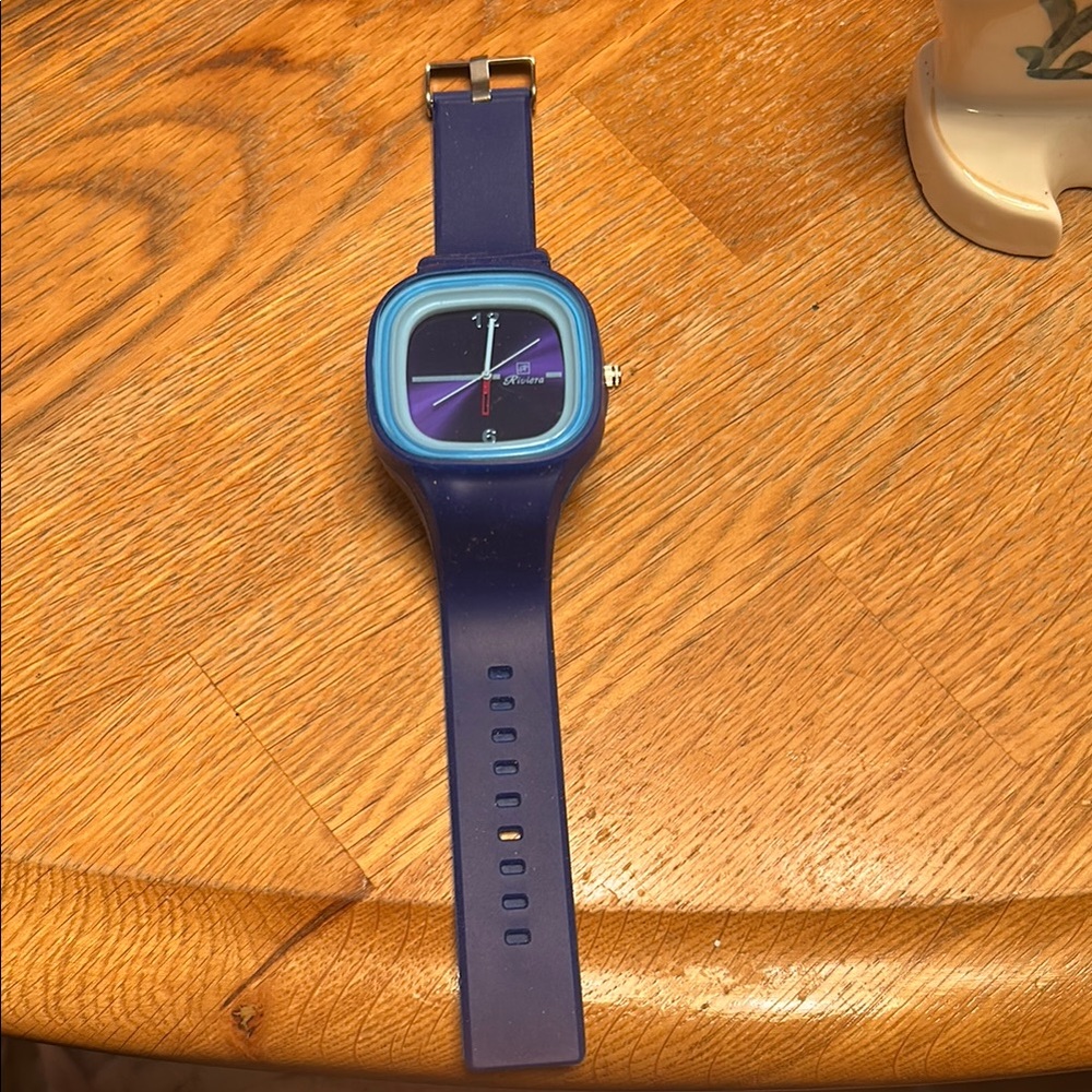 Riviera Silicone Blue Minimalist Design Unisex Wristwatch